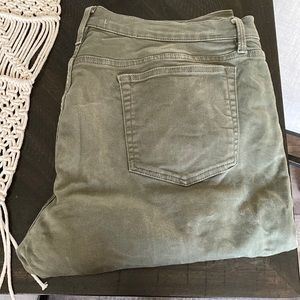 Men’s 40 x 34 Olive Green Pants